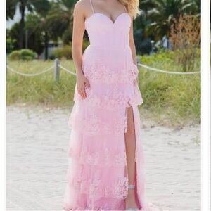Elegant Pink Lace Evening Gown